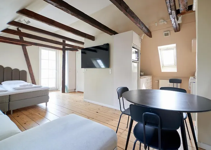 Perfect Stylish - Heart Of Copenhagen